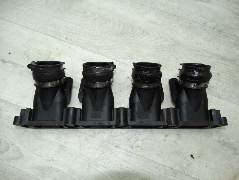 Колектор впускний Audi A4 B6 B7 VW Passat B5+ 2.0 ALT 06B133210AT