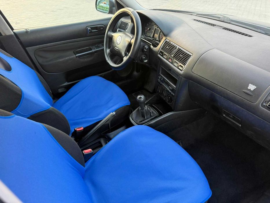 ** VW Golf IV 1.4 Benzyna 2002r ** Ładny Zadbany ** HAK **