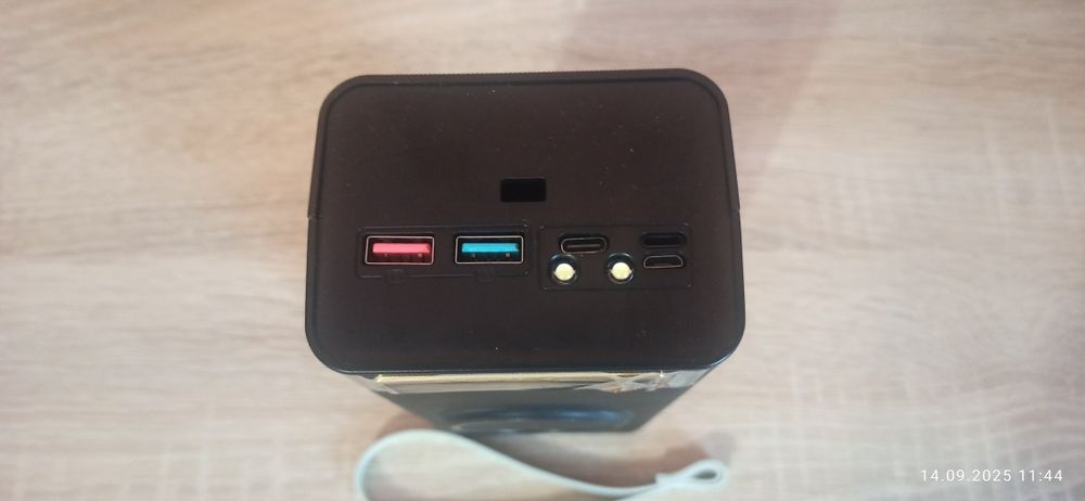 Powerbank etui ładowarka