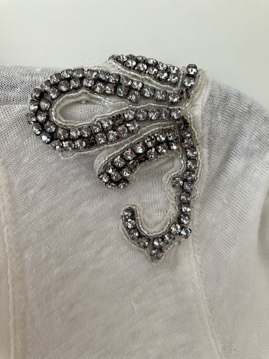 T -shirt zara com brilhos no ombro