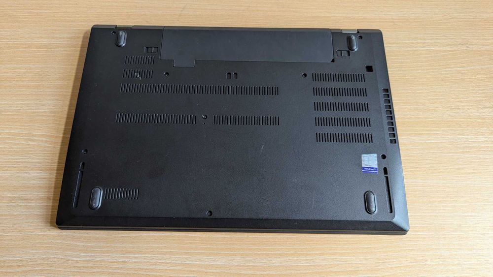 Мобільна робоча станція P52s на Intel Core i5\8Гб\250Гб\NVidia Quadro P500\IPS