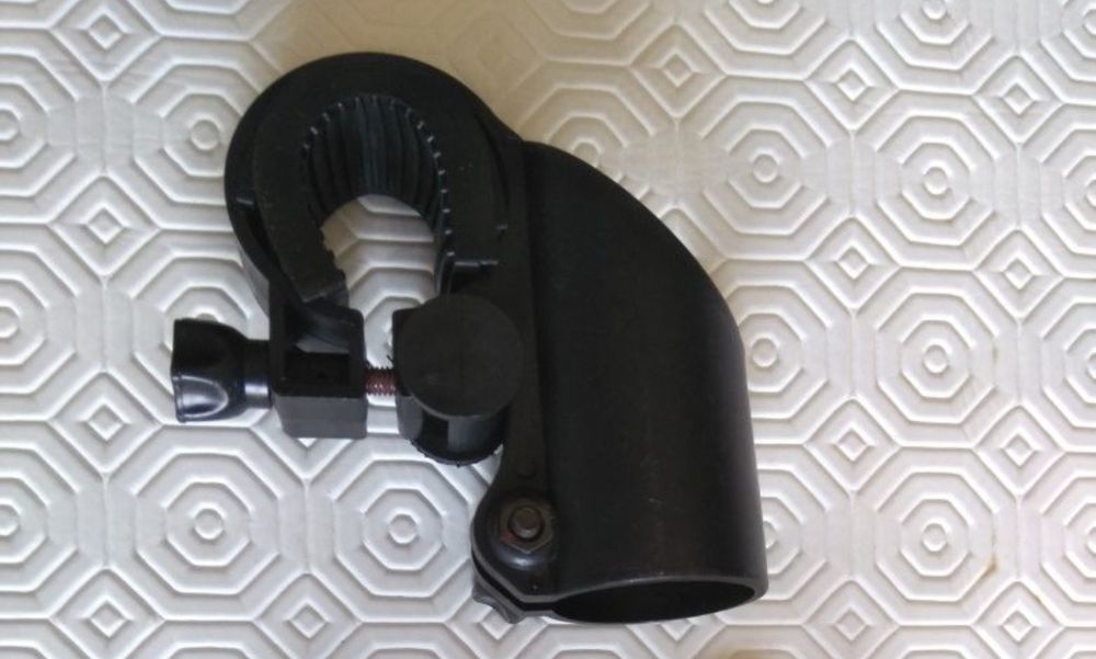 Luz de bicicleta frontal Led CREE Q5 240 lm + suporte de guiador