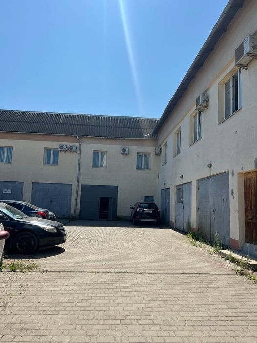 Продаж комерційного  приміщення 1212м2 на обʼїзній