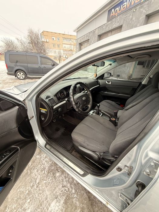 Продам Hyundai Sonata 2.0 газ/бензин