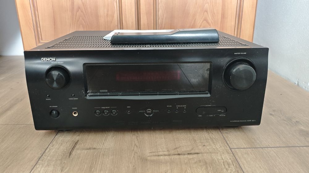 Denon AVR-1611 .