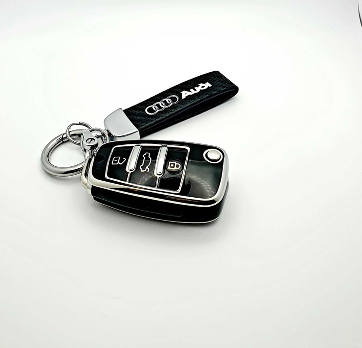 Etui z Breloczkiem Audi