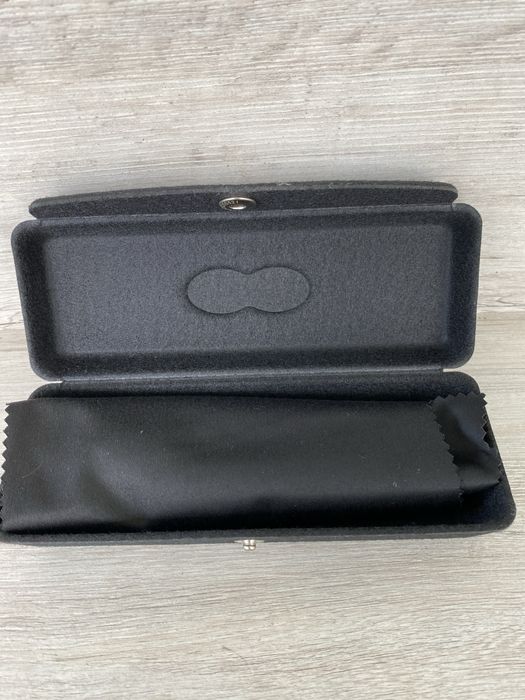 Etui na okulary specsaver