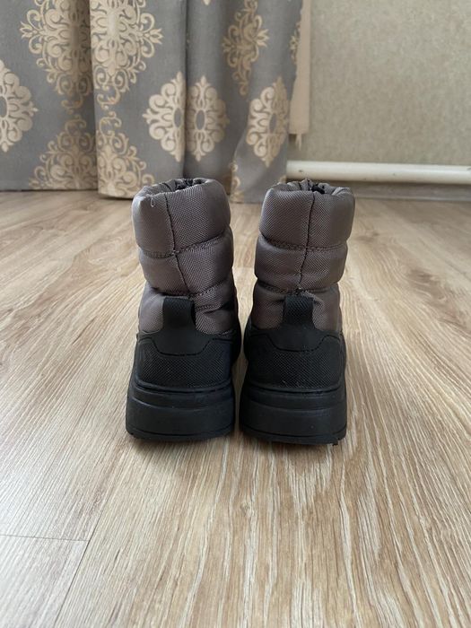 Ботінки Zara 30р