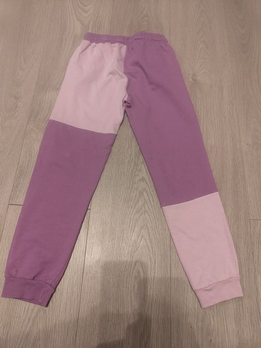 Spodnie dresowe Little Kids r. 128
