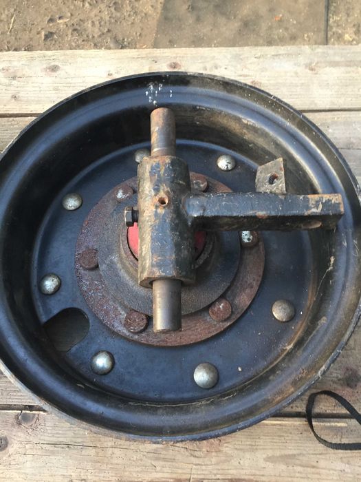 диски со ступицами для спецтехники