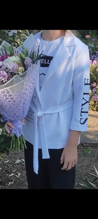 Піджак на дівчинку