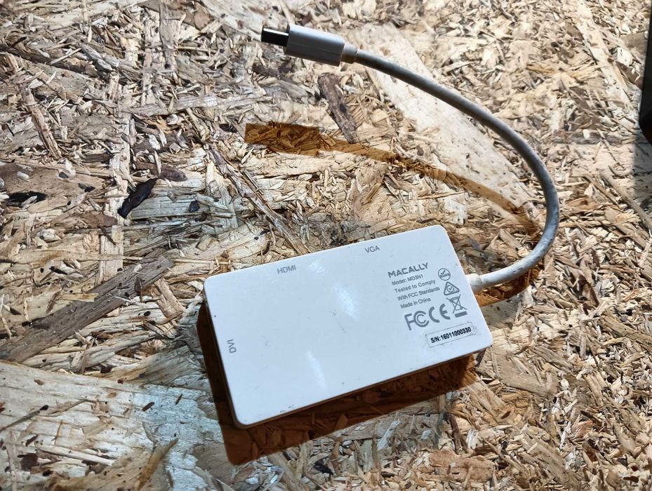 Adaptador Macally Mini DisplayPort para HDMI / VGA / DVI