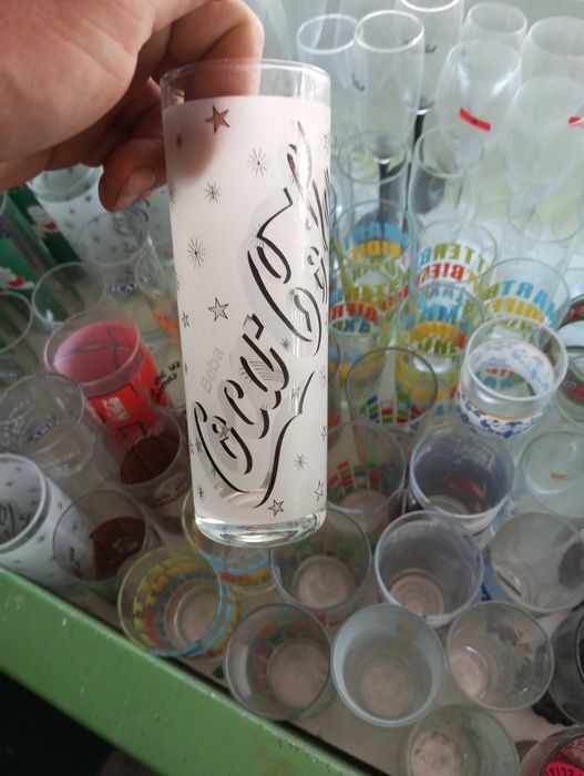 Coleção de copos de vidro da Coca-Cola