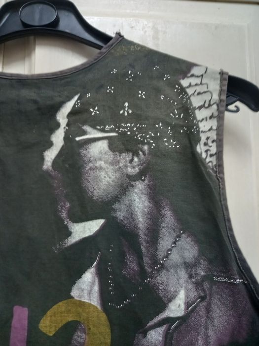 Colete dos U2 dos anos 90