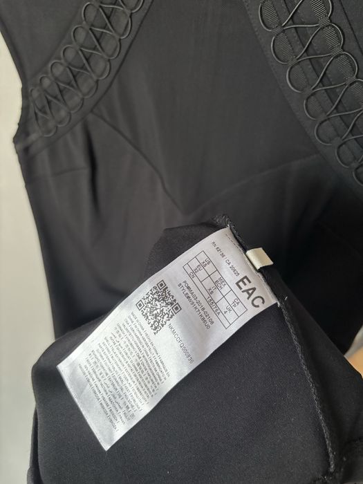 Sukienka czarna Guess Xs nowa