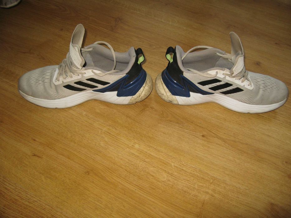 Кросівки  чоловічі Adidas , розмір 41,5