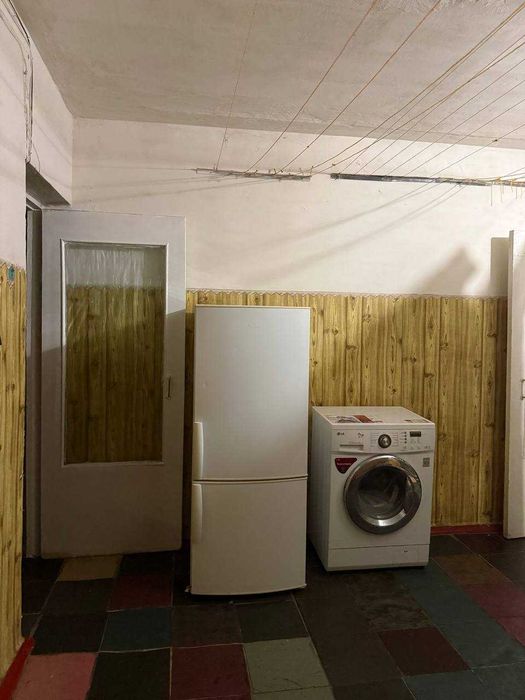 Продам кімнату в гуртожитку, вул. Білова, район Голлівуду