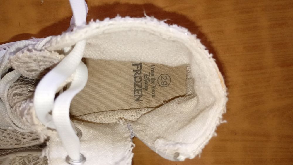 Кеды Frozen Эльза (Disney), р. 29 — для двора/дачи