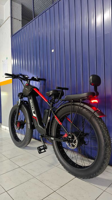 Bicicleta eléctrica 2 lugares tracção integral