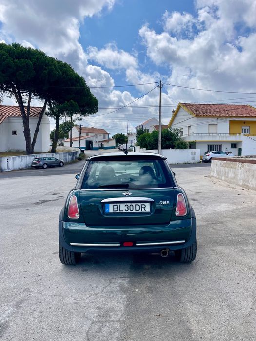 Mini One 1.6 90cv versão ParkLane