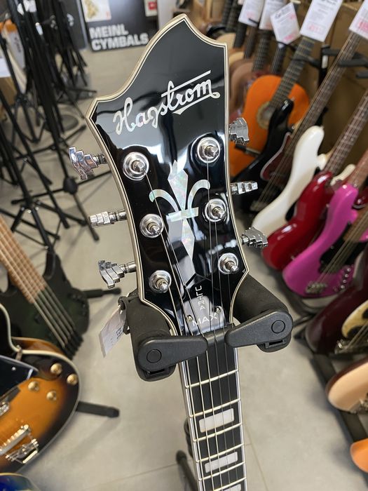 Hagstrom Ultra Max - gitara elektryczna