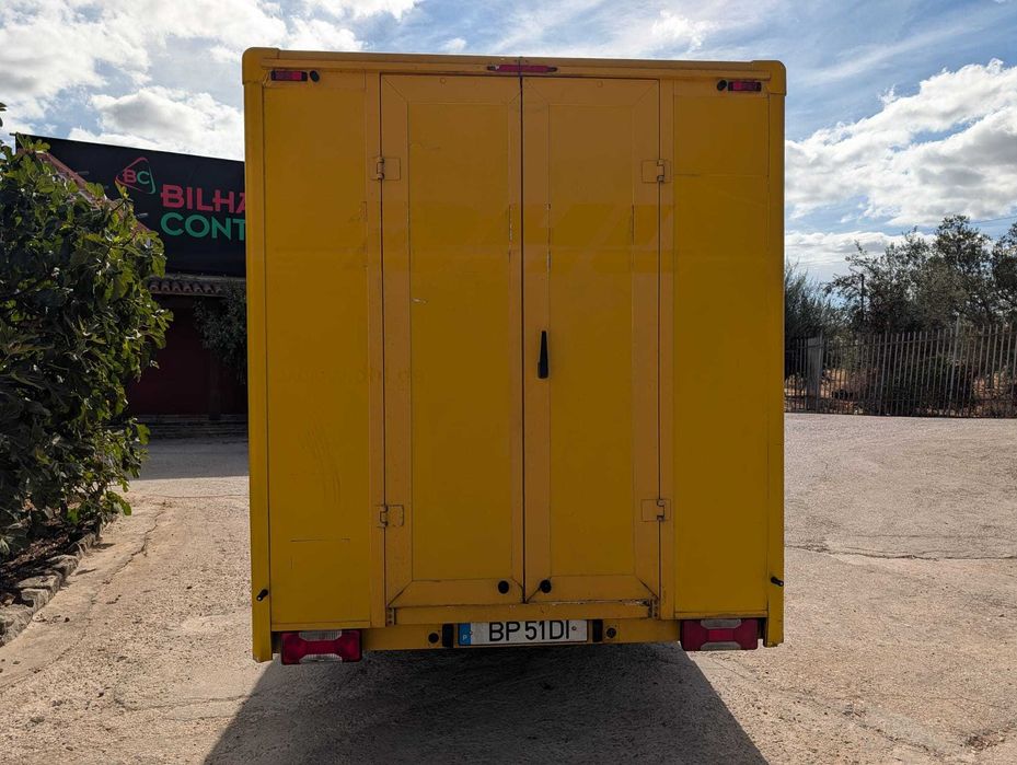 Iveco Daily C30C Ex-DHL (137.000 km) – Já Legalizada PT – Ideal Campervan / Food Truck