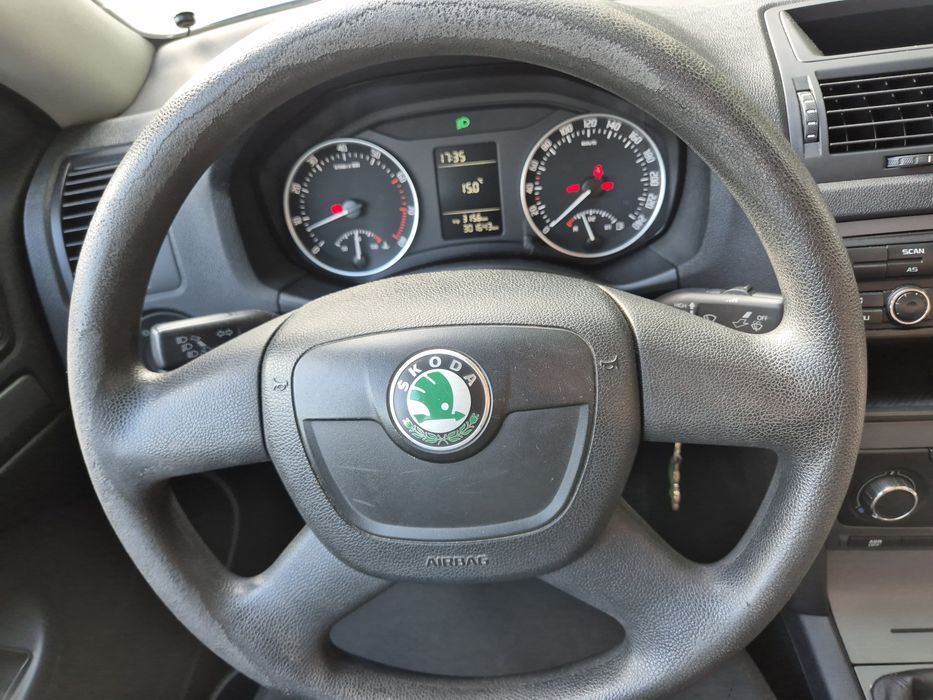SKODA Octavia 2011r Benzyna +LPG