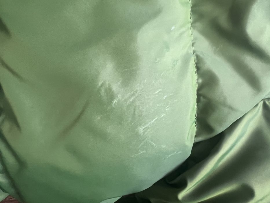 Продам десткий пуховик