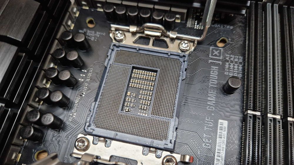 Płyta główna ASUS TUF GAMING Z790-PLUS WIFI lga1700 box gwarancj J1616