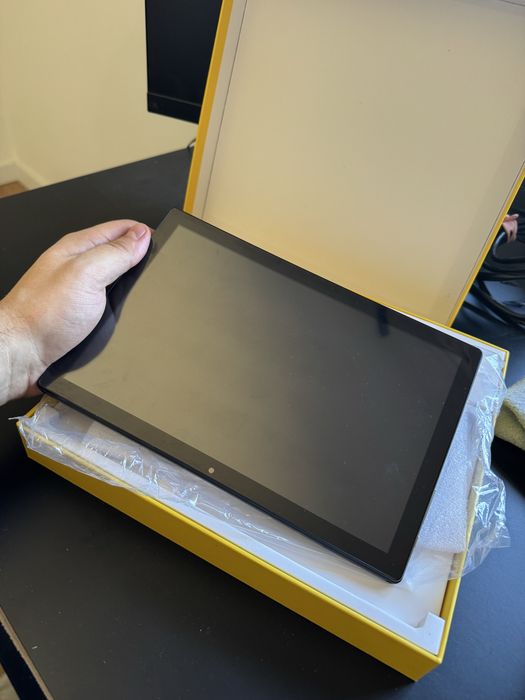 Tablet A15 Pro + Teclado + Rato + Caneta