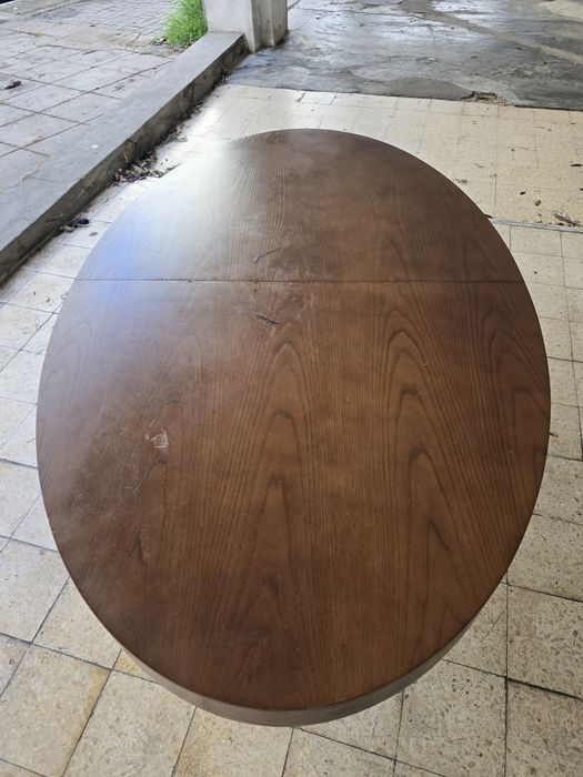 Mesa  extensiva oval