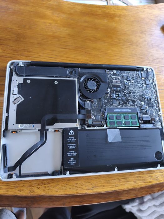 Sprzedam MacBook Pro