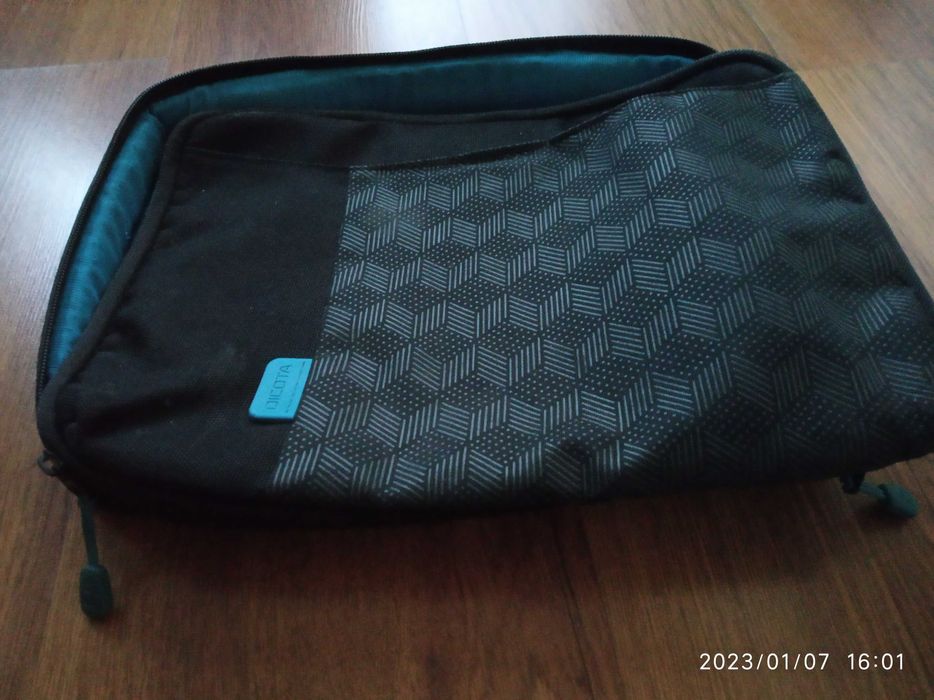 Torba - pokrowiec na laptopa