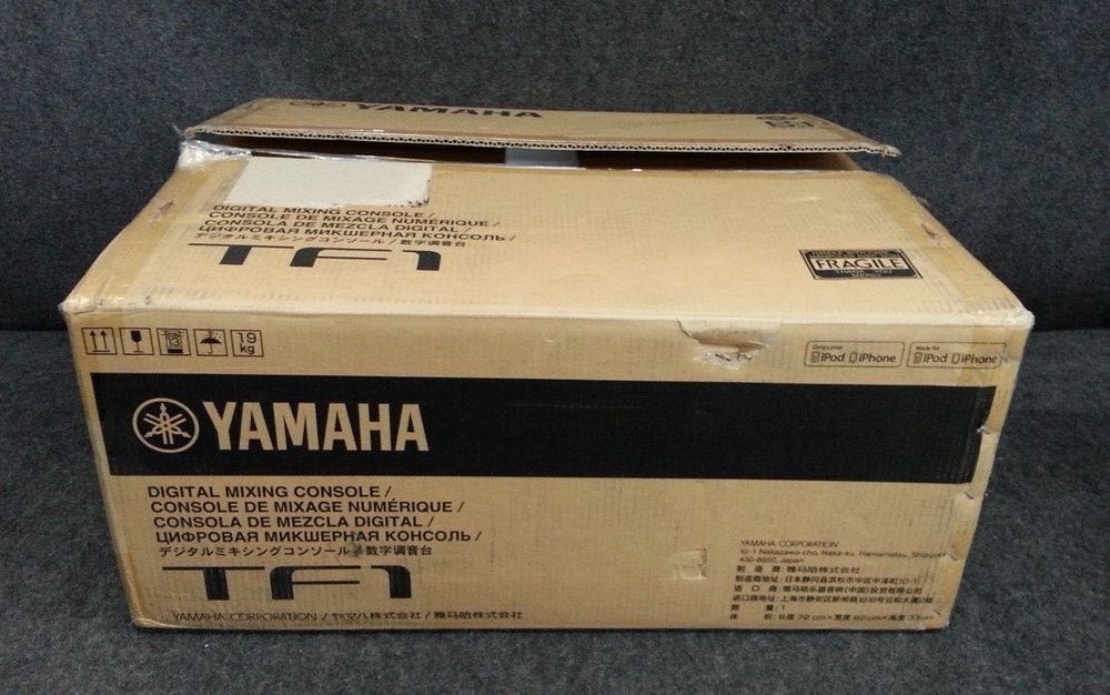 Мікшерний пульт YAMAHA TF 1