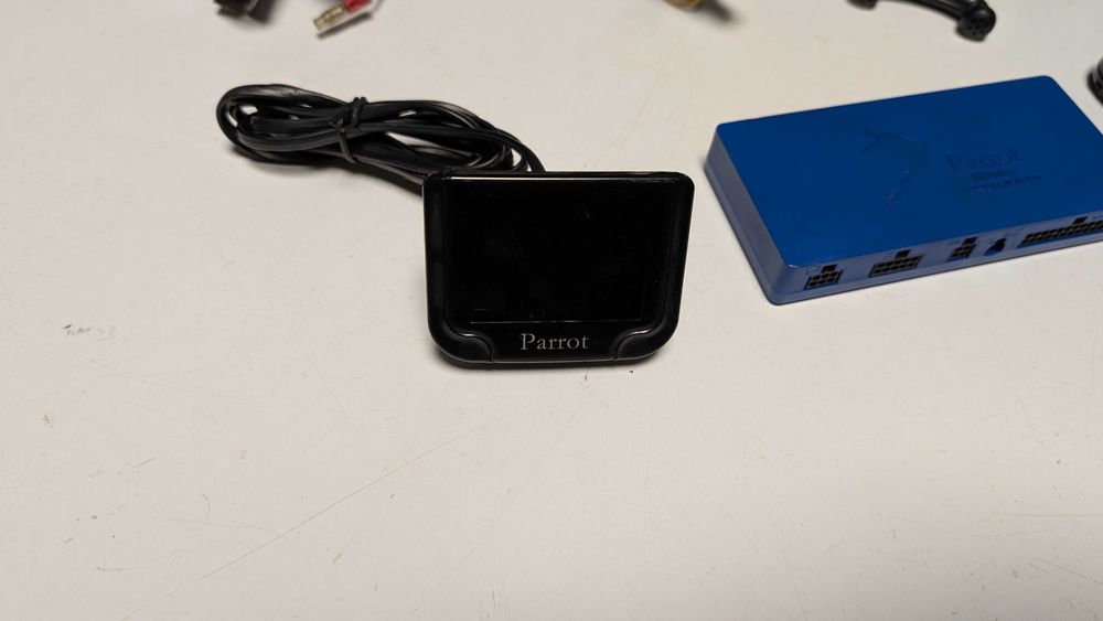 Kit Bluetooth Parrot MKI9200 Mãos-livres