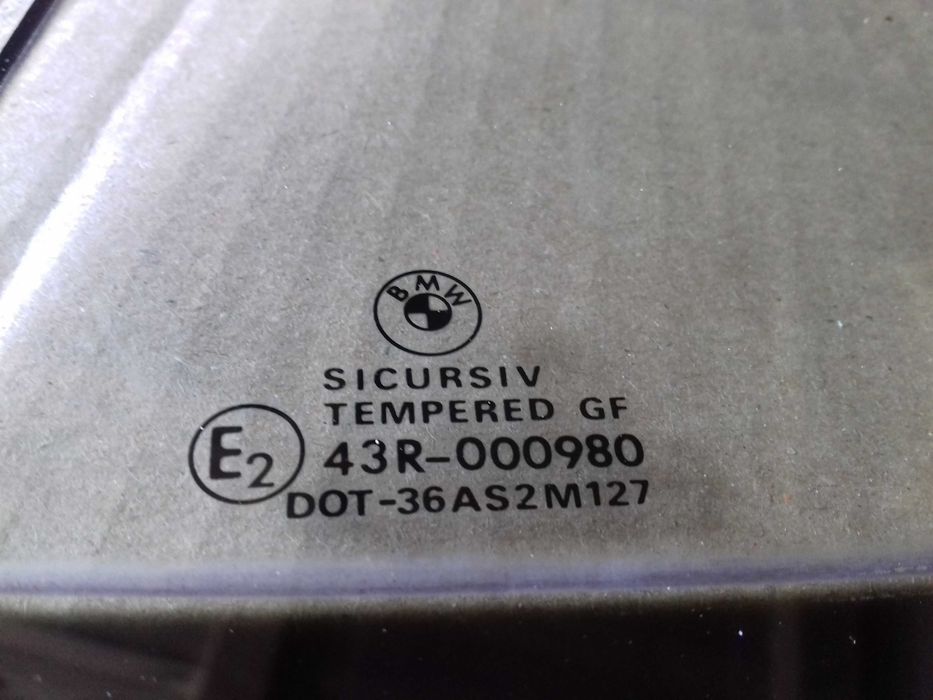 Oryginalne szyby BMW e36 sedan szyba drzwi przód tył trójkąt lewy prawy OE