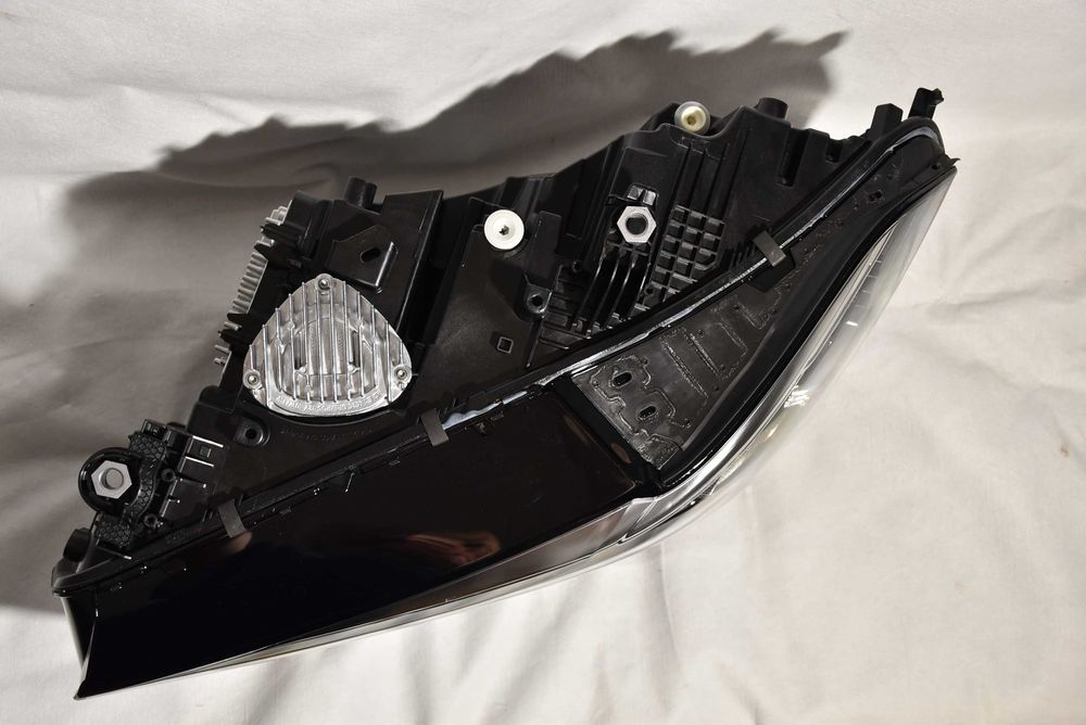 Nowe lampy OEM BMW X5 GO5 X6 GO6 BI-LED ADAPTIV 5A27987, 5A27988