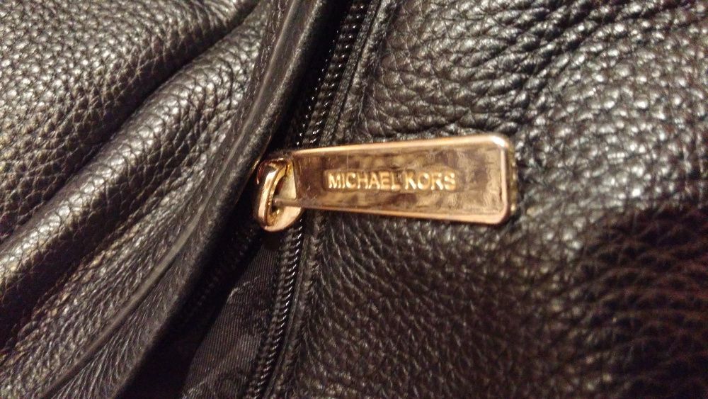 Oryginalny sygnowany czarny skórzany plecak Michael Kors !!!