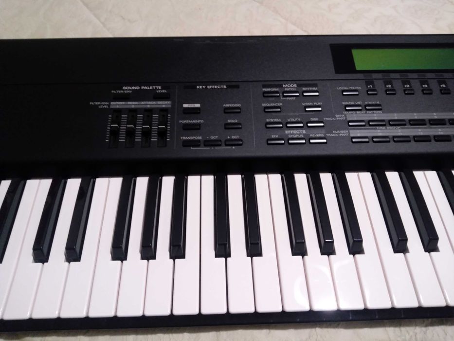 Roland XP80 como novo