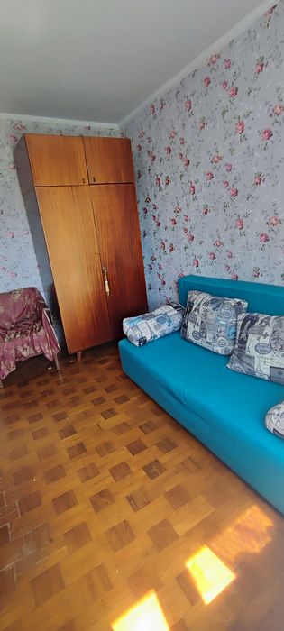 Сдам комнату под ключ на Адмиральском проспекте