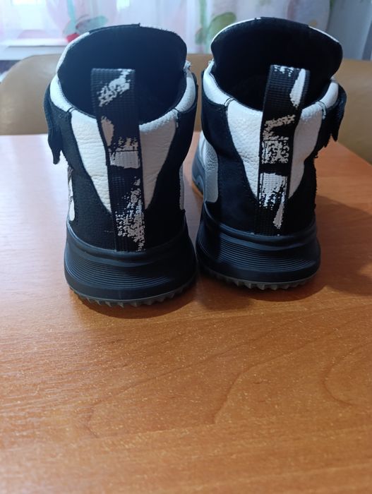 Кросівки Naik 43 розмір