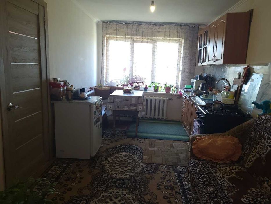Красилівка продам 1 кім.квартиру37 м.
