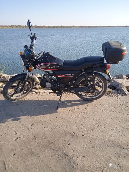 Продам мотоцикл Spark