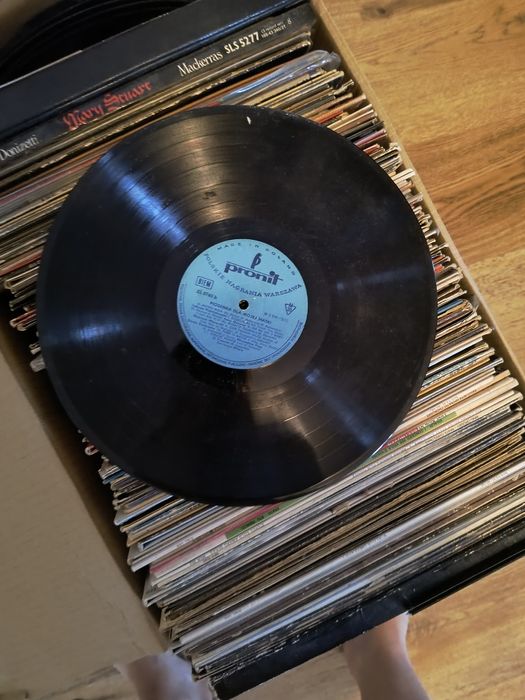 Pudło płyt vinelowych