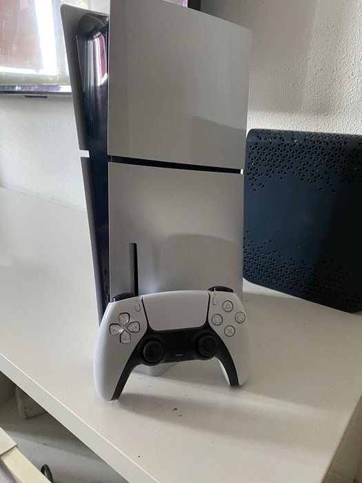 Ps5 slim 1 tb com 9 jogos