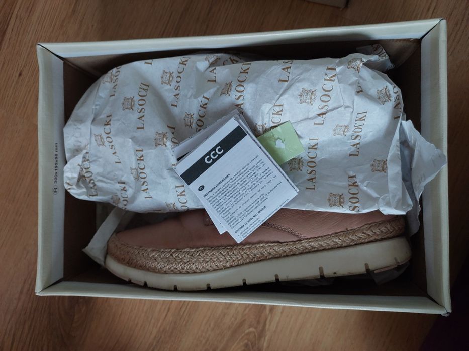 Buty trzewiki skórzane Lasocki