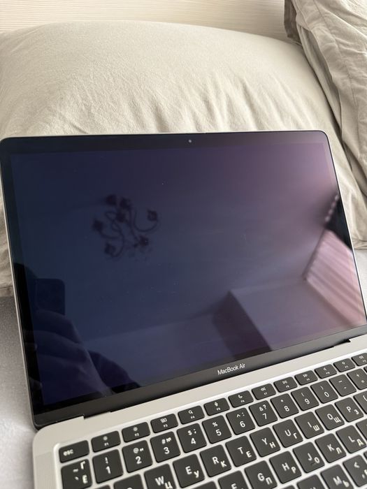 MacBook Air m1 8/256 Space Grey