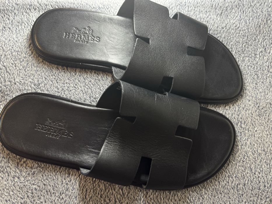 Hermès Izmir em Pele Preta | Tamanho 43