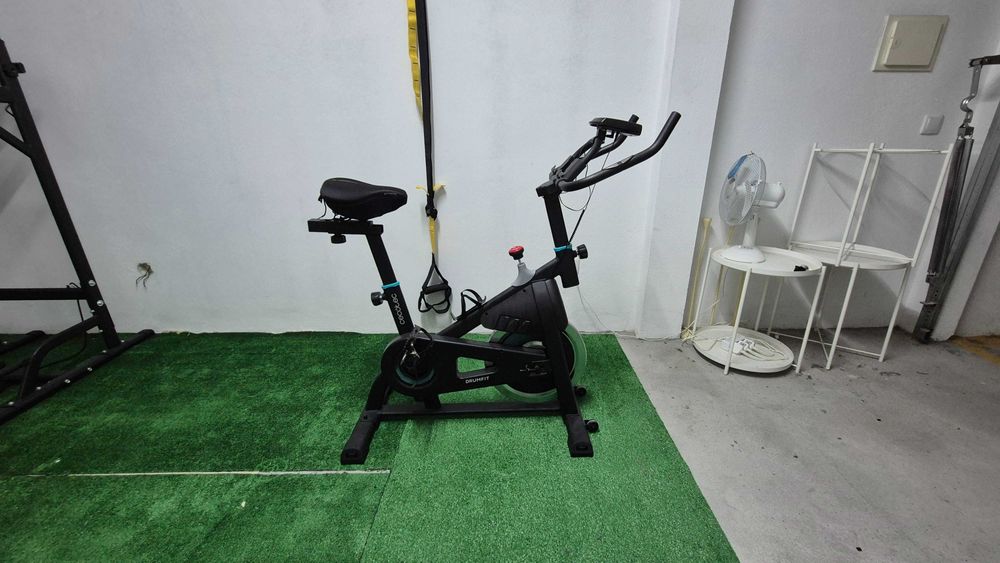 Bicicletas indoor DrumFit Indoor 10000 Race Cecotec