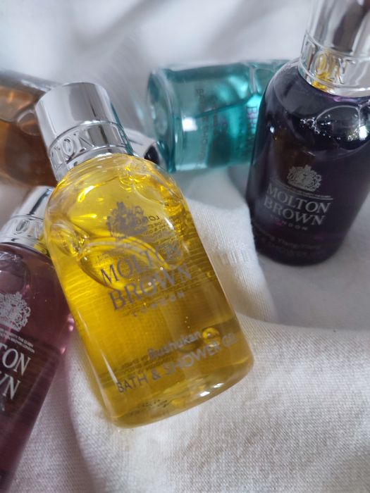 Molton Brown zestaw podróżny 5×50 ml